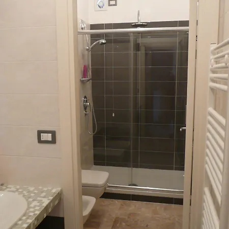 农家乐 Rosso Di Sera *