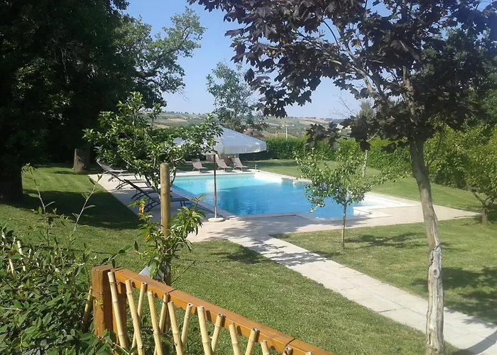 Agroturismo Rosso Di Sera *